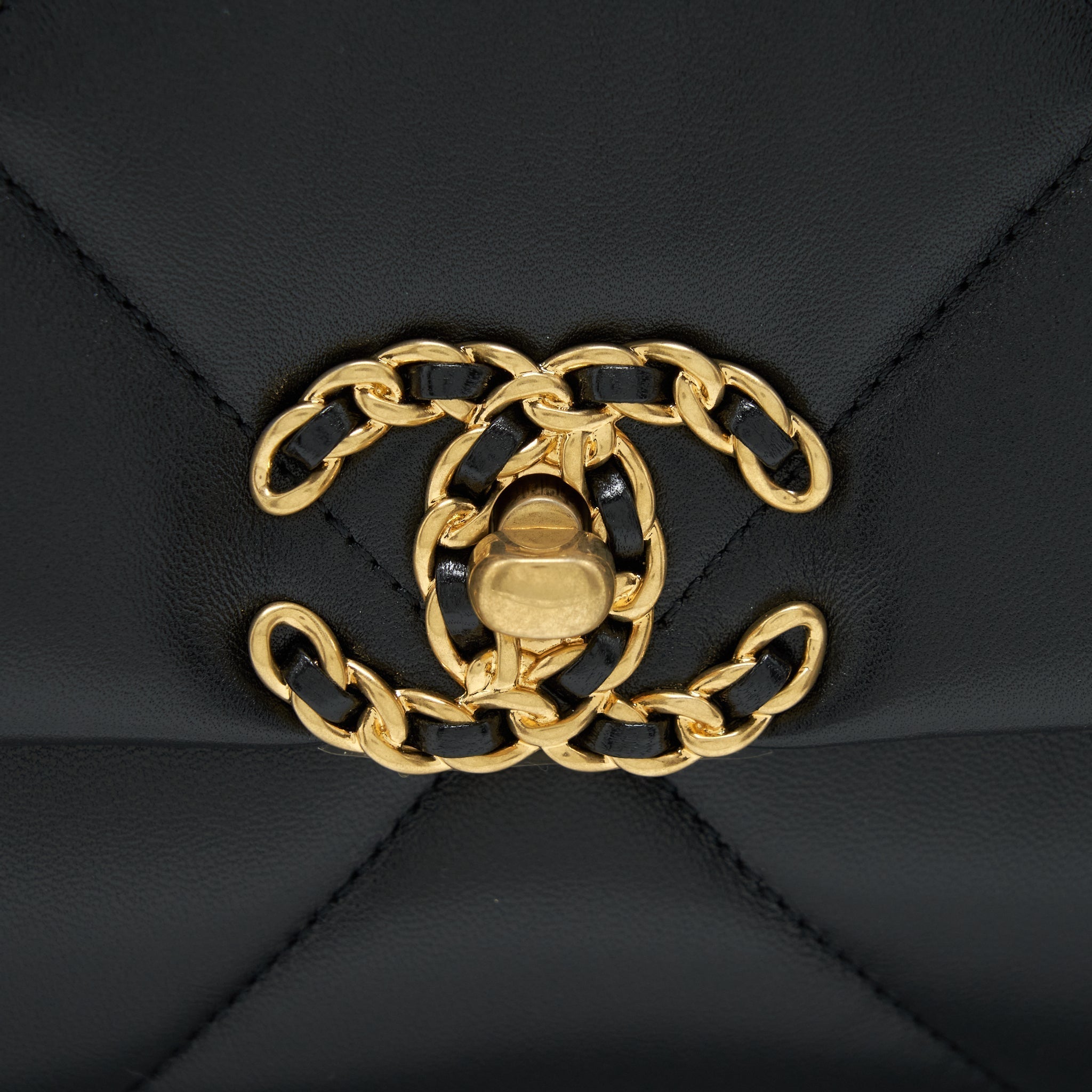 chanel-small-19-bag-lambskin-black-with-multicolour-hardware-microchip