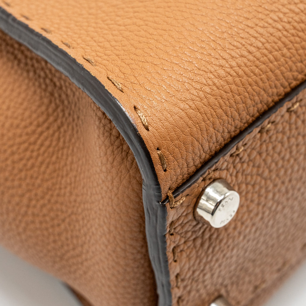 fendi-medium-peekaboo-tote-bag-grained-calfskin-caramel-shw-2