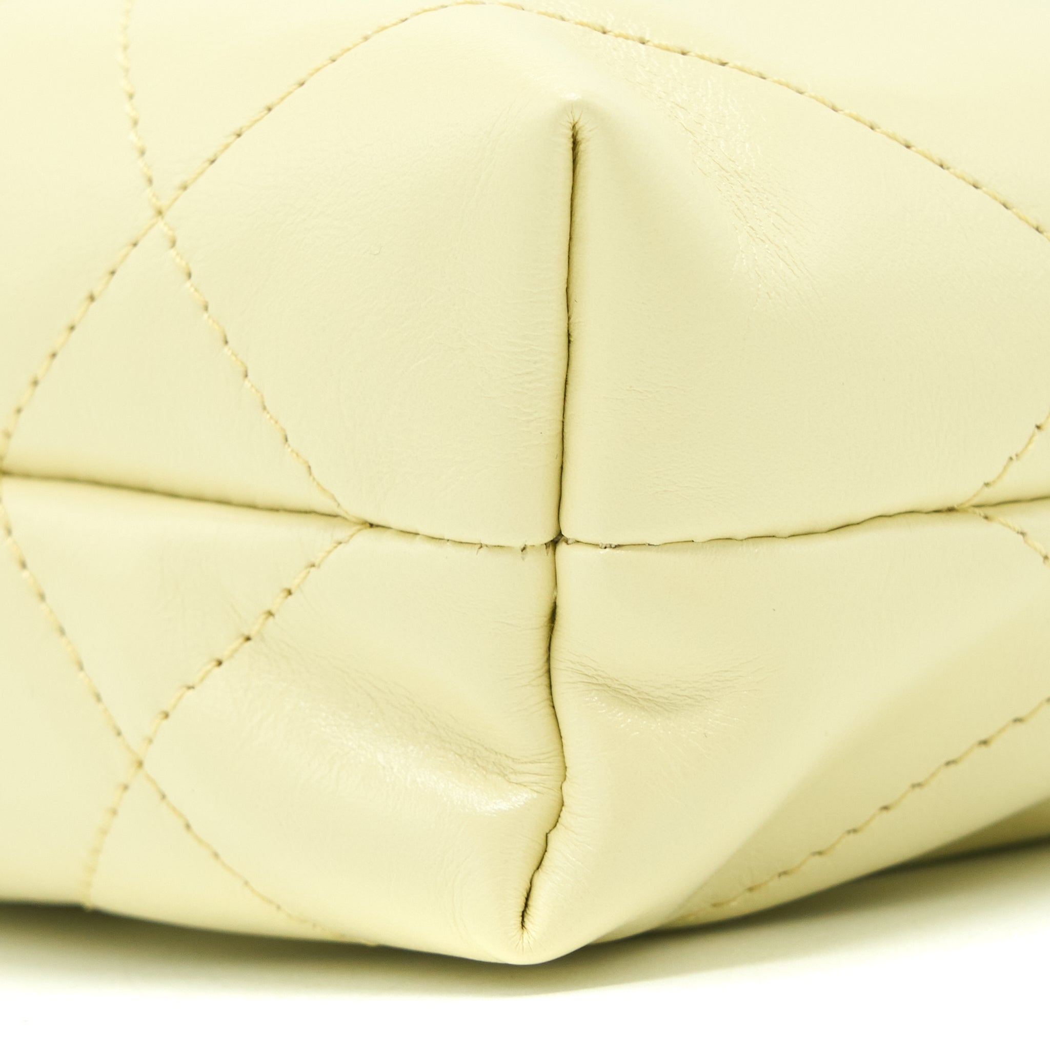 copy-of-chanel-23s-mini-22-bag-shiny-calfskin-light-yellow-ghw-microchip-2