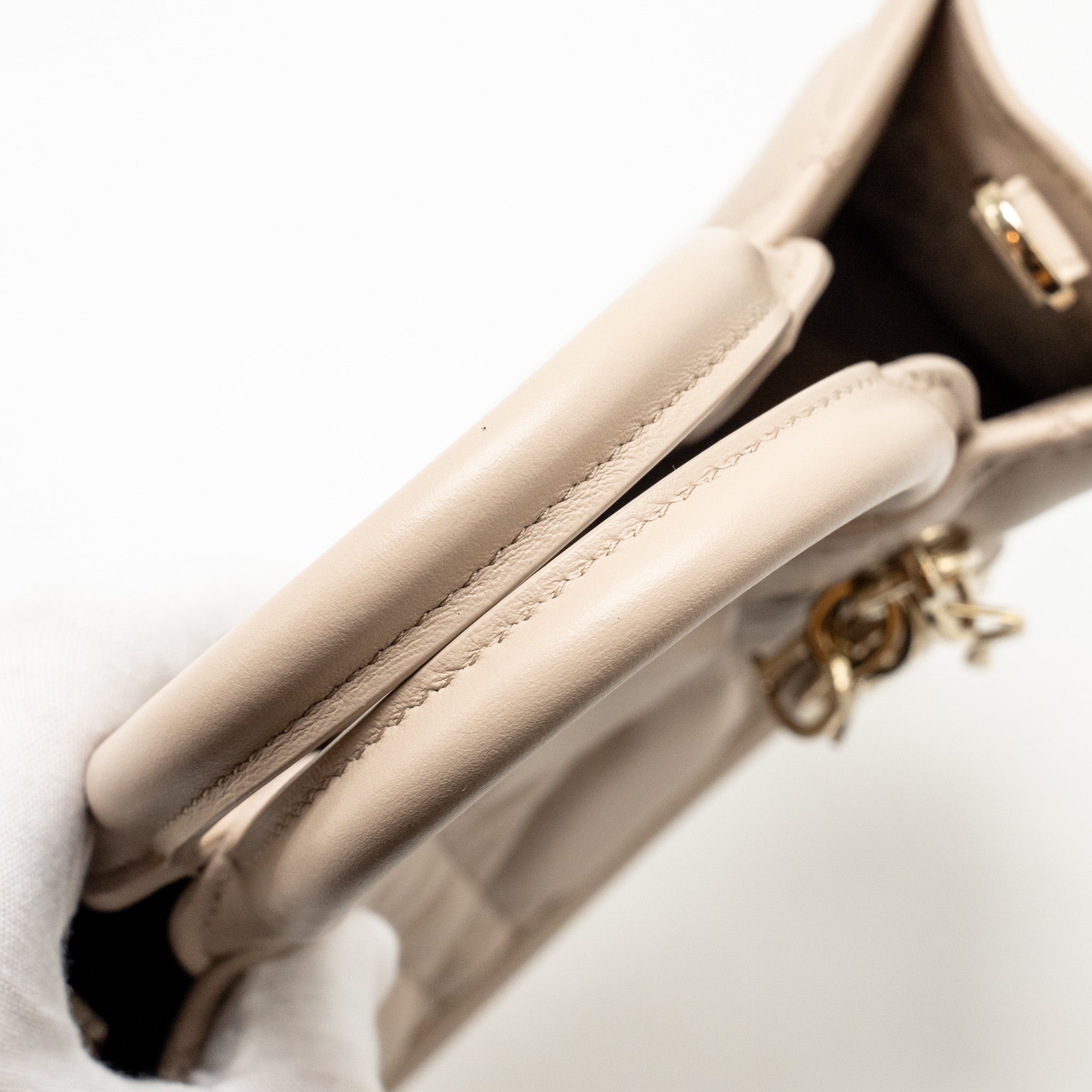 dior-dioramour-mini-dior-book-tote-macrocannage-calfskin-powder-beige-lghw-copy