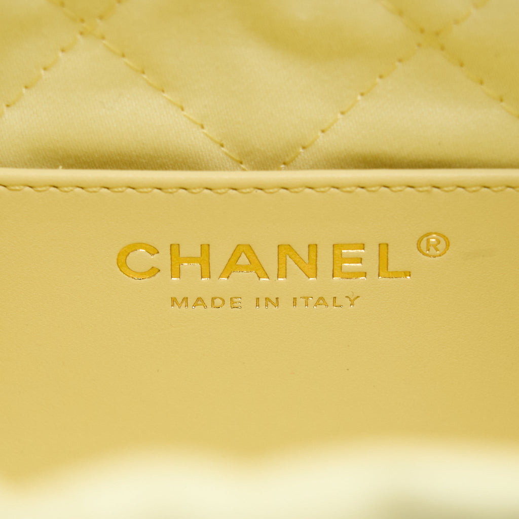 copy-of-chanel-23s-mini-22-bag-shiny-calfskin-light-yellow-ghw-microchip-2