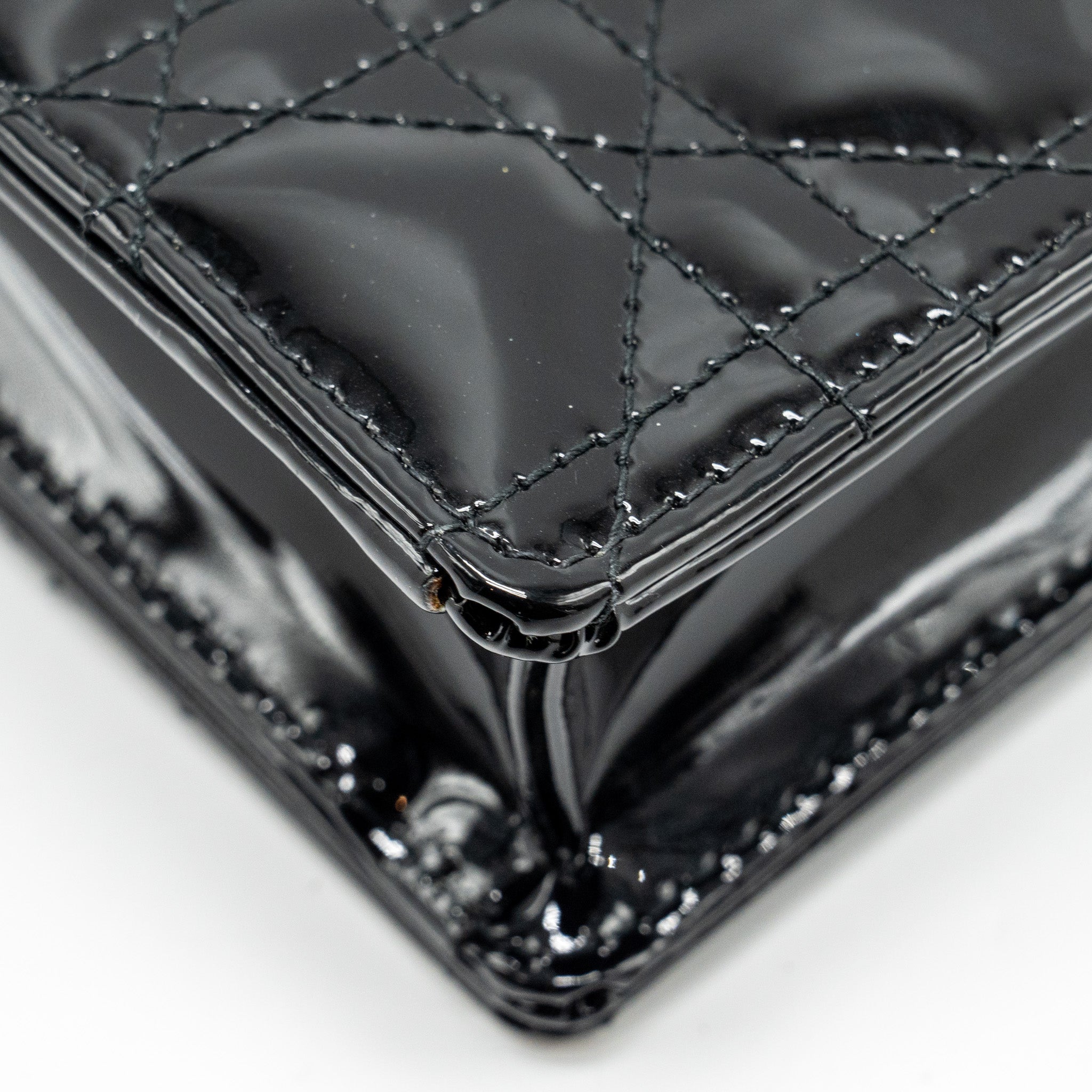 dior-lady-dior-pouch-wallet-on-chain-patent-black-lghw