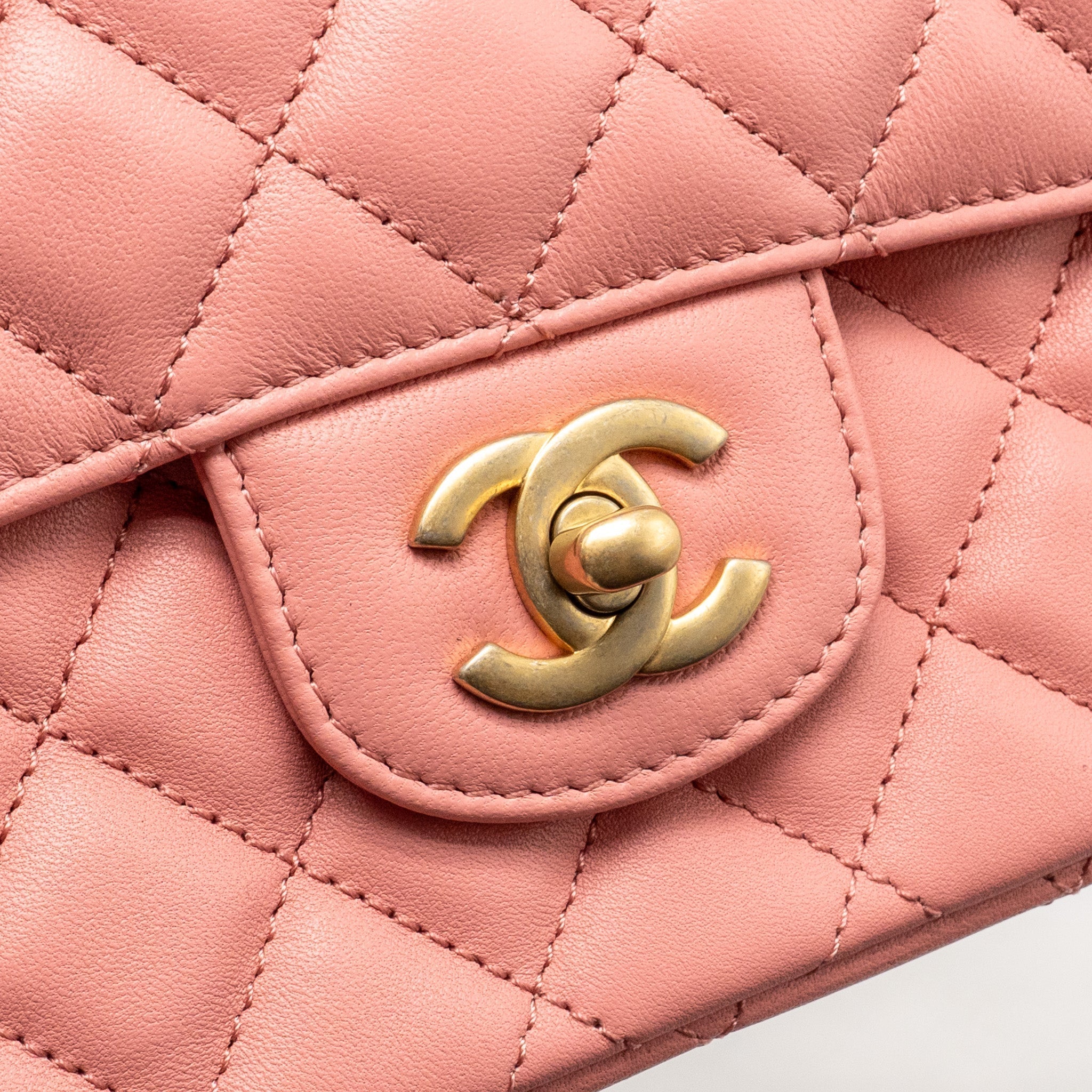 chanel-23k-detail-top-handle-flap-bag-lambskin-pink-ghw-microchip-copy