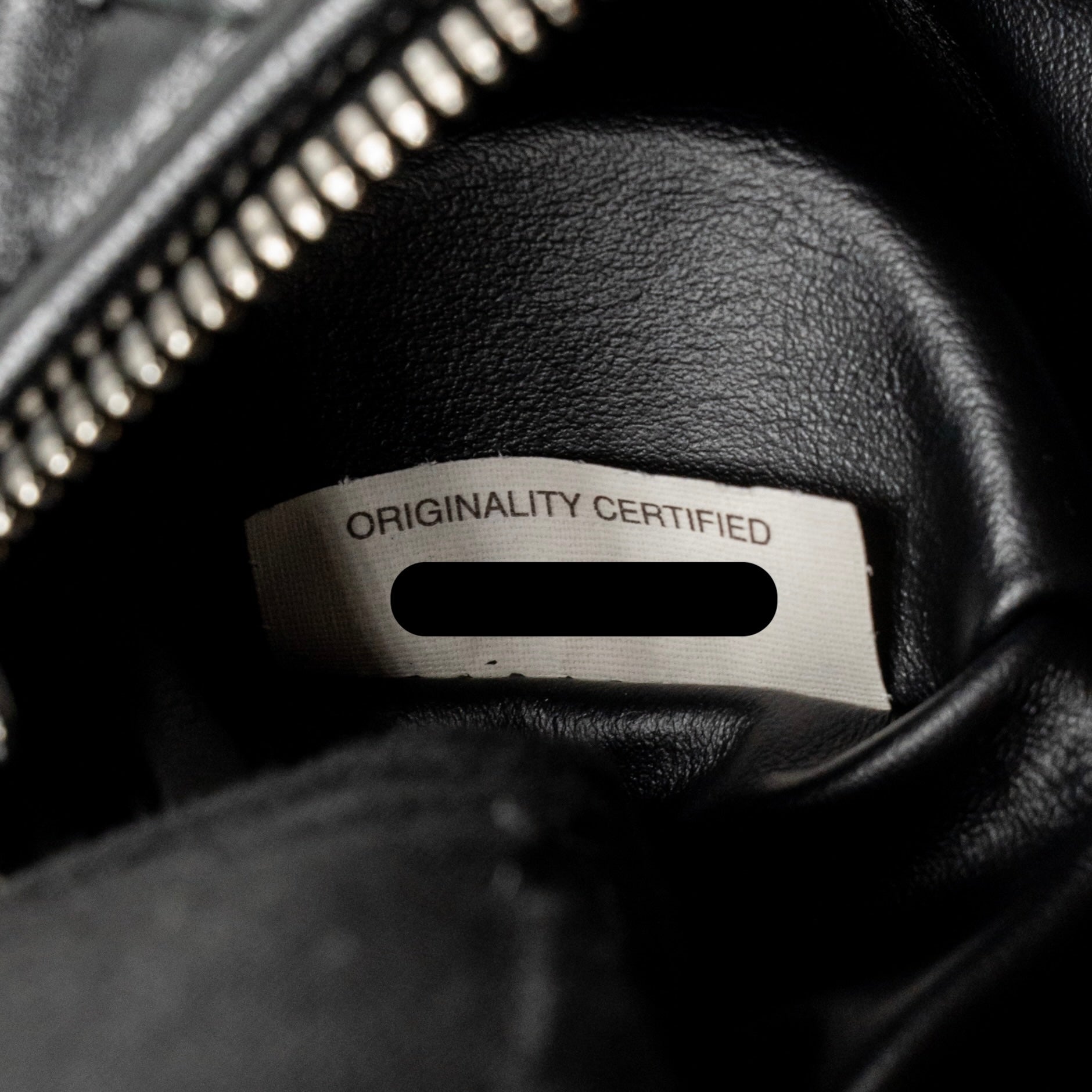 bottega-veneta-small-jodie-intrecciato-leather-black-shw