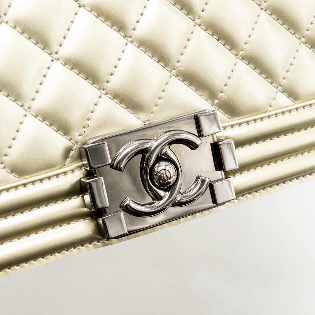 chanel-medium-boy-bag-metallic-patent-calfskin-metallic-lambskin-gold-silver-shw-copy