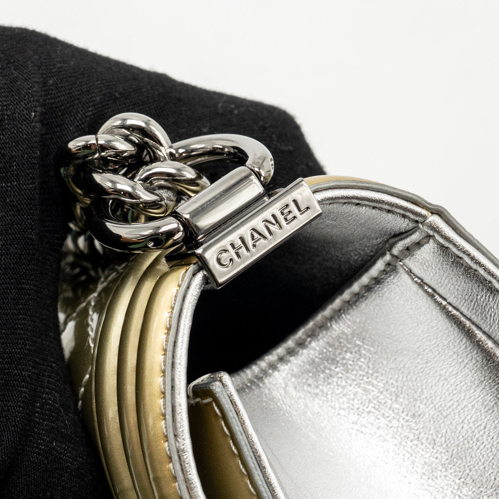 chanel-medium-boy-bag-metallic-patent-calfskin-metallic-lambskin-gold-silver-shw-copy