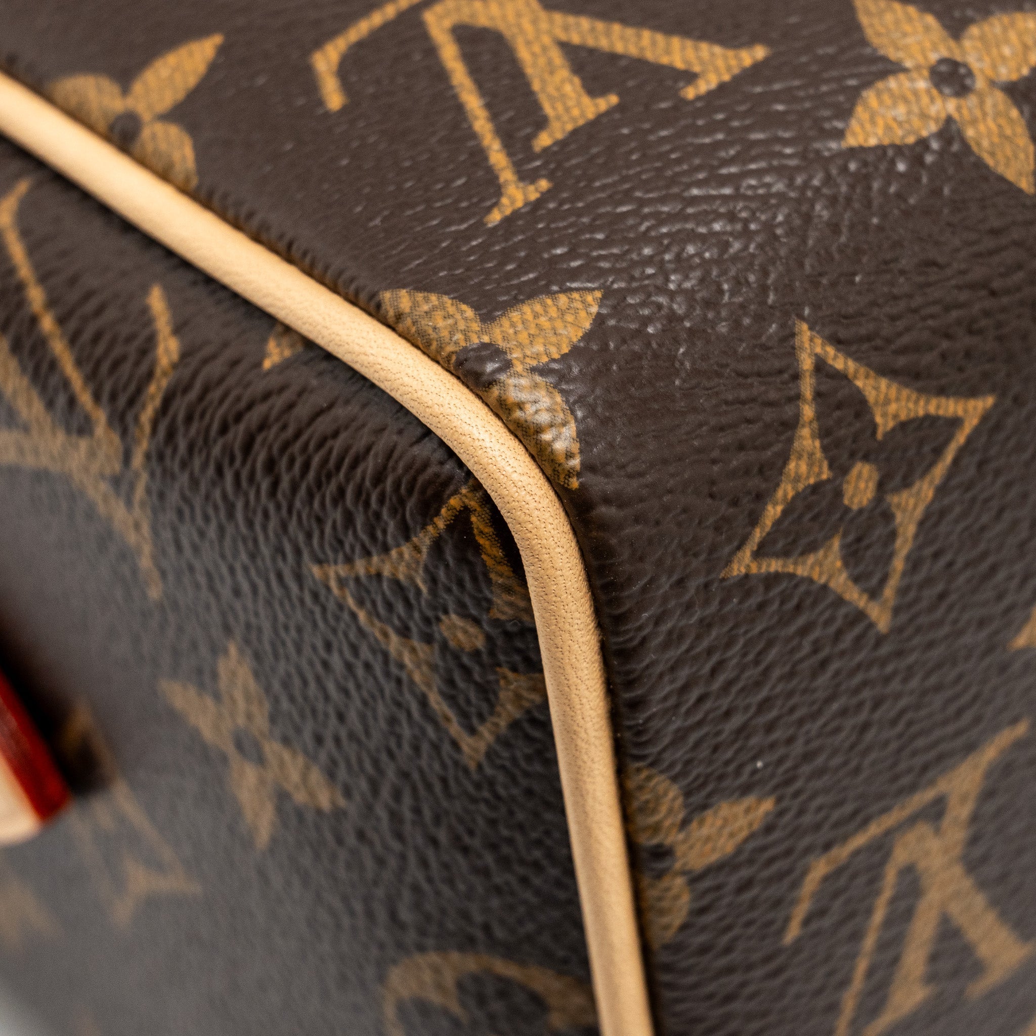 louis-vuitton-speedy-bandouliere-20-monogram-canvas-black-strap-ghw-1