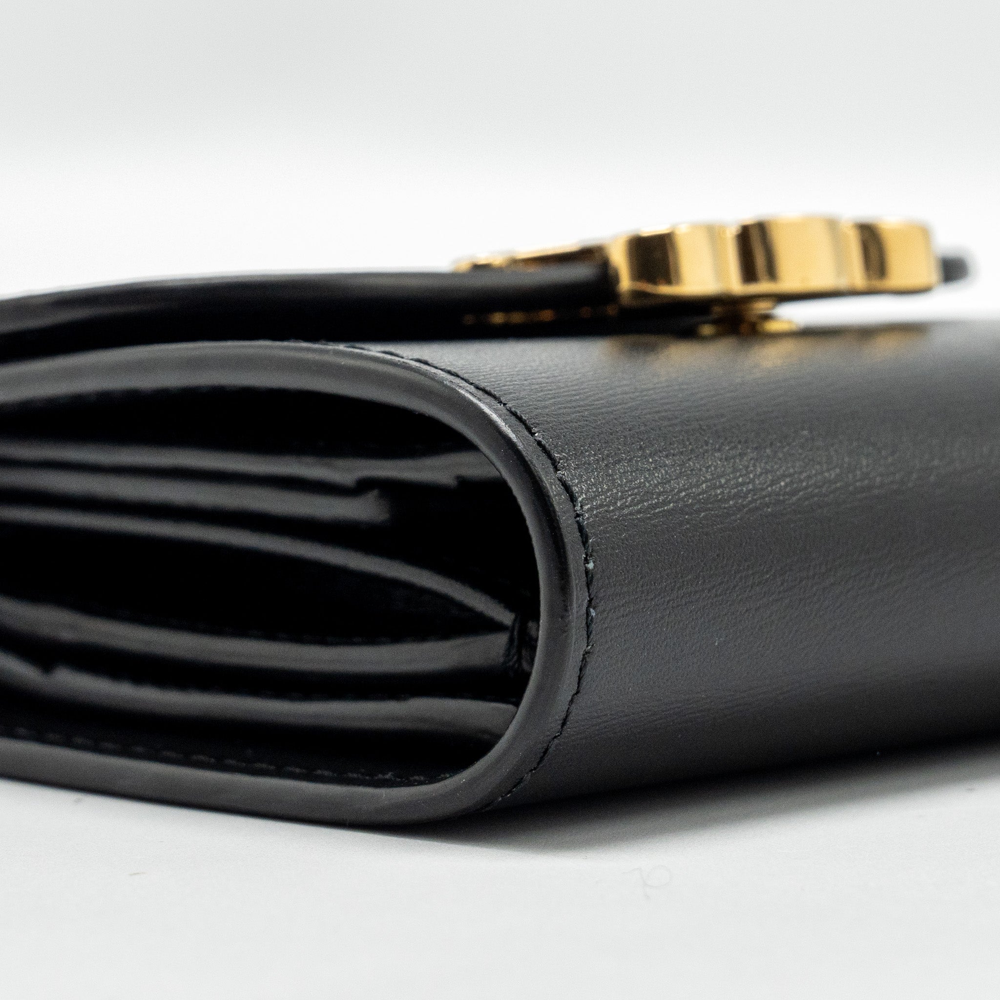 celine-small-triomphe-flap-wallet-shiny-calfskin-black-ghw