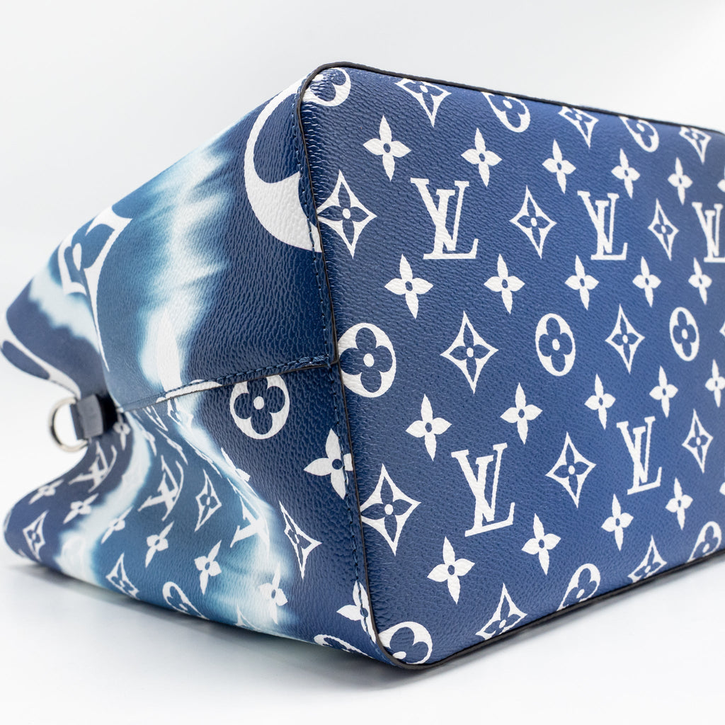 louis-vuitton-neonoe-lv-escale-mm-pastel-giant-monogram-canvas-blue-white-shw