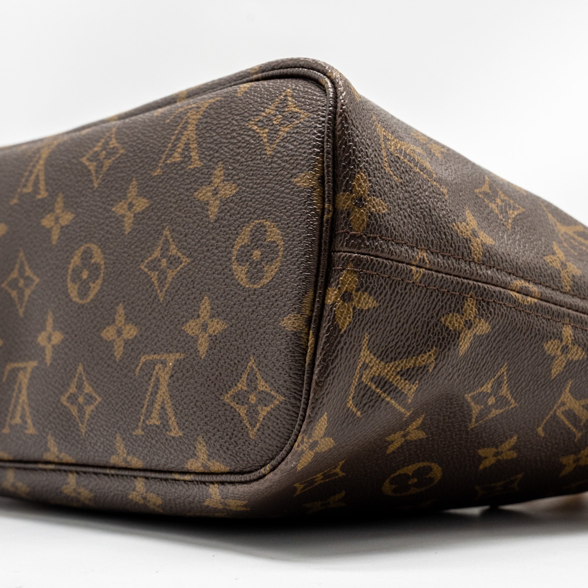 louis-vuitton-neverfull-pm-monogram-canvas