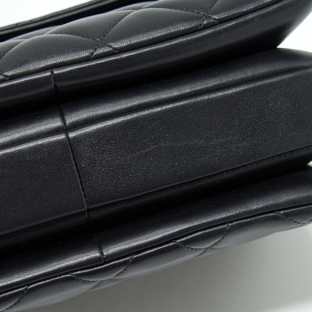 chanel-trendy-cc-flap-bag-lambskin-black-lghw