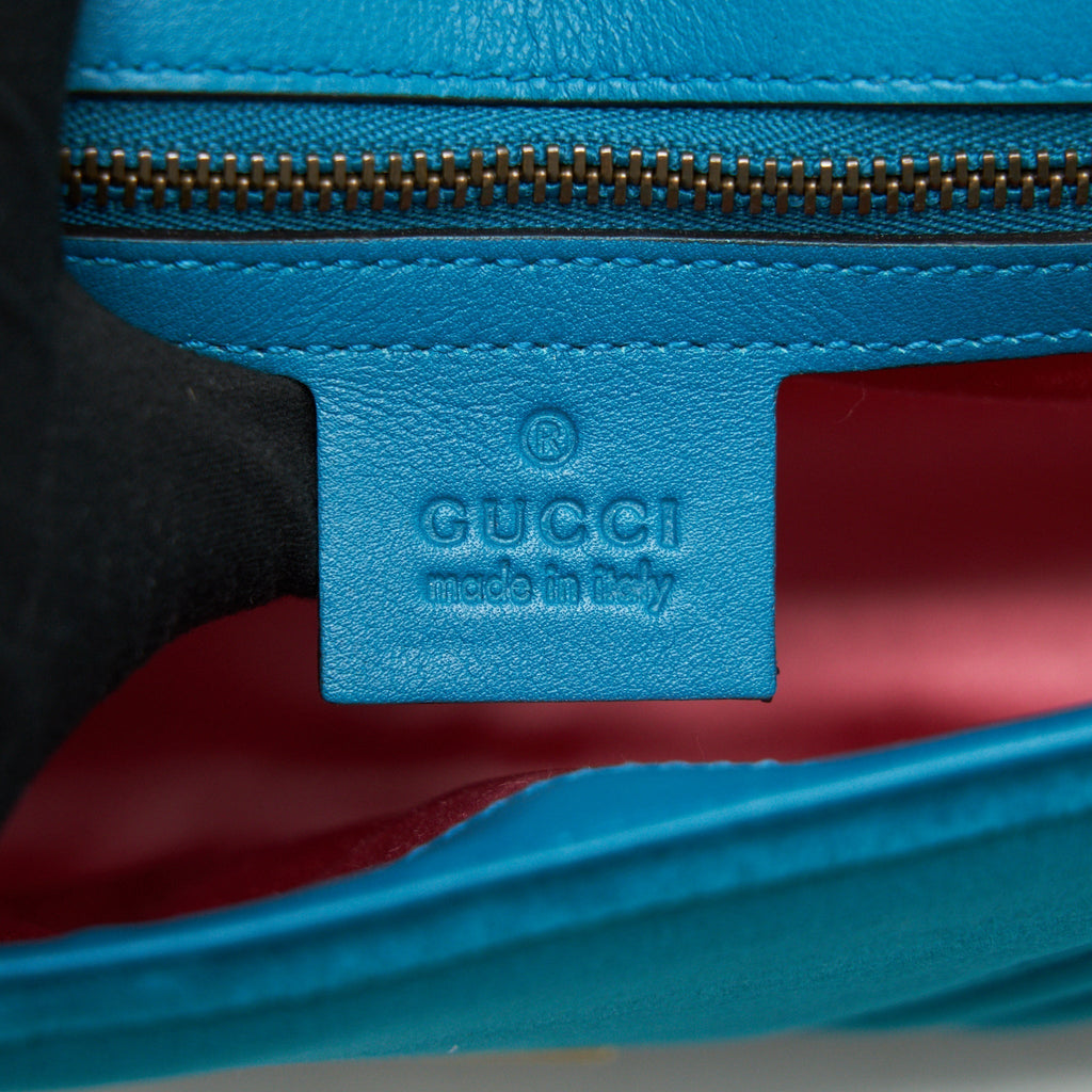 gucci-mini-marmont-flap-bag-velvet-green