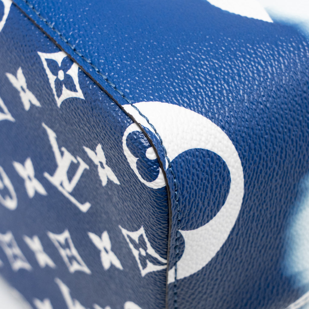 louis-vuitton-neonoe-lv-escale-mm-pastel-giant-monogram-canvas-blue-white-shw
