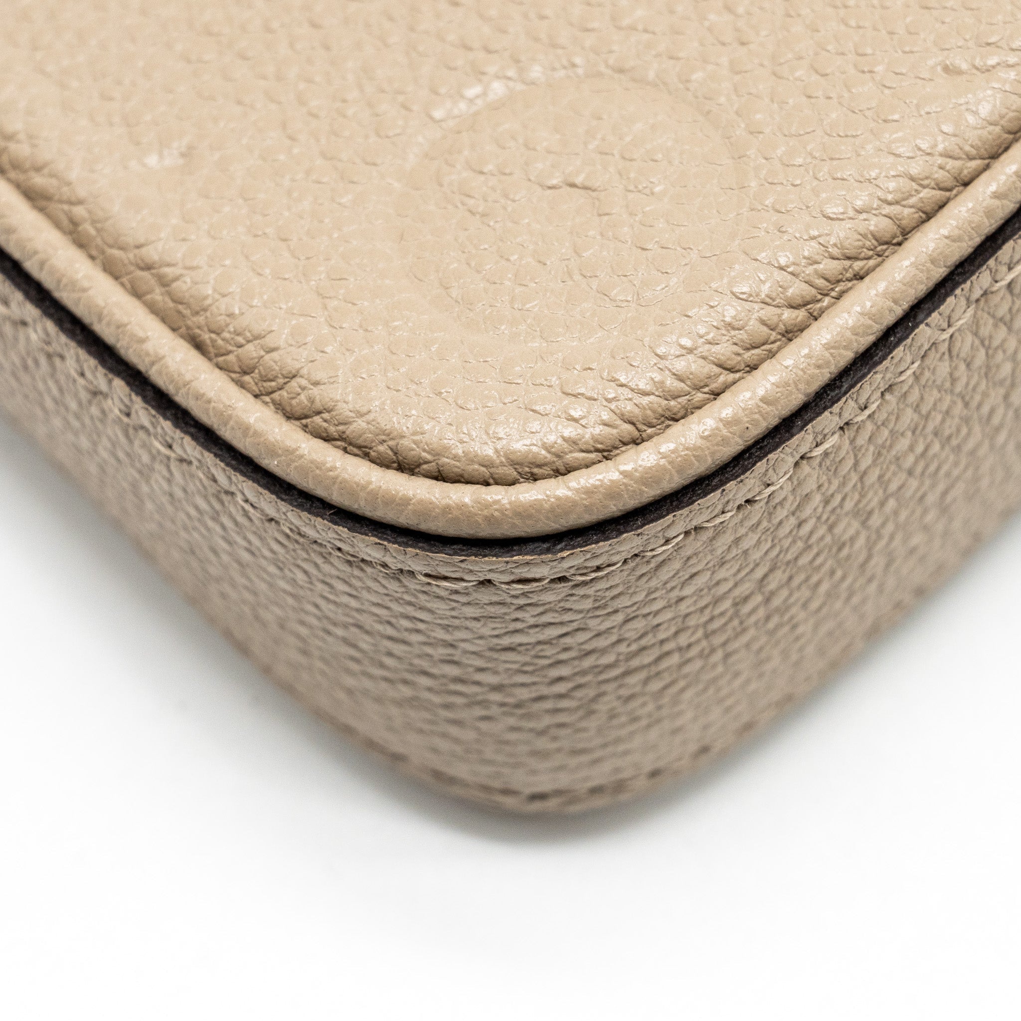louis-vuitton-easy-pouch-on-strap-monogram-empreinete-grey-ghw