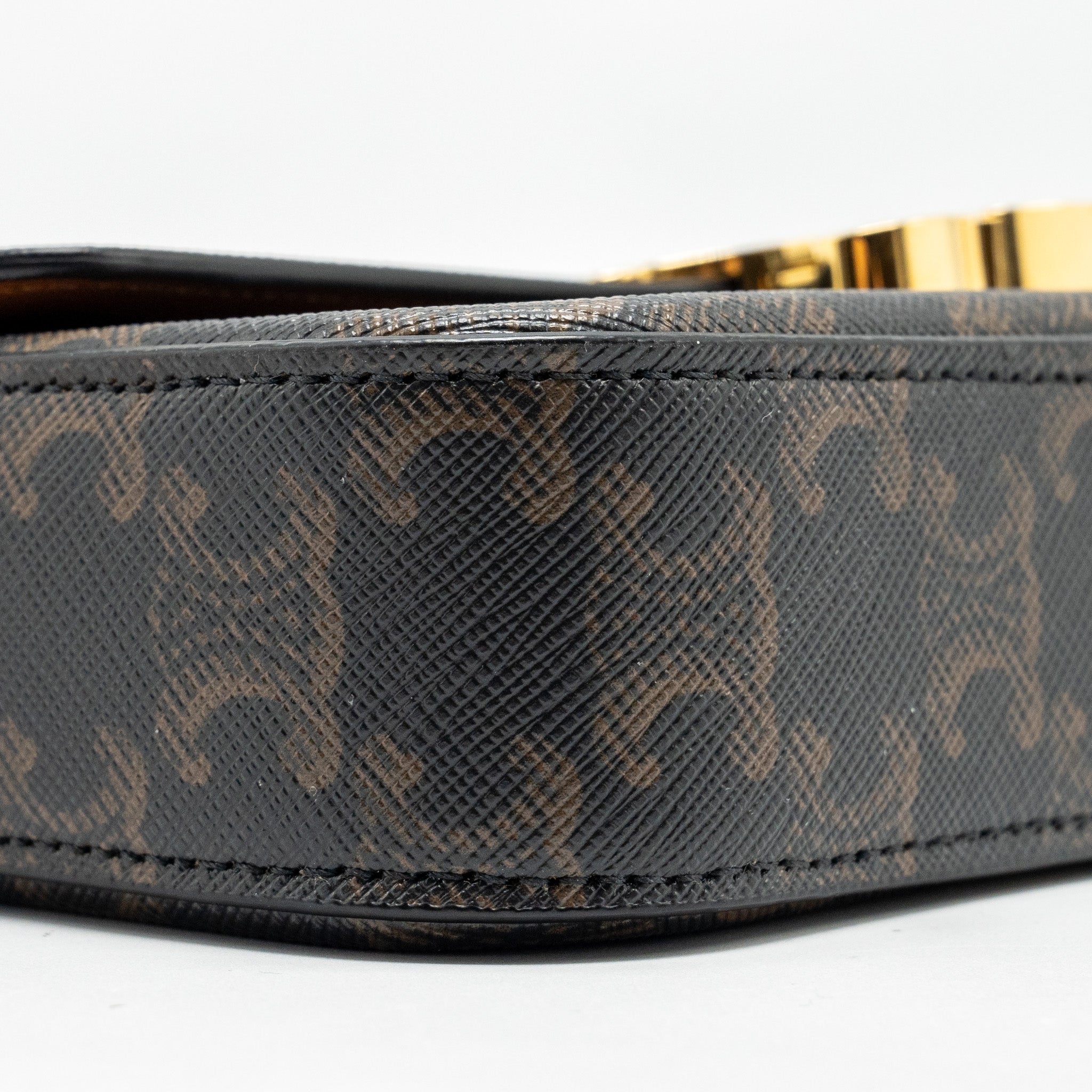celine-triomphe-shouder-bag-triomphe-canvas-calfskin-tan-ghw