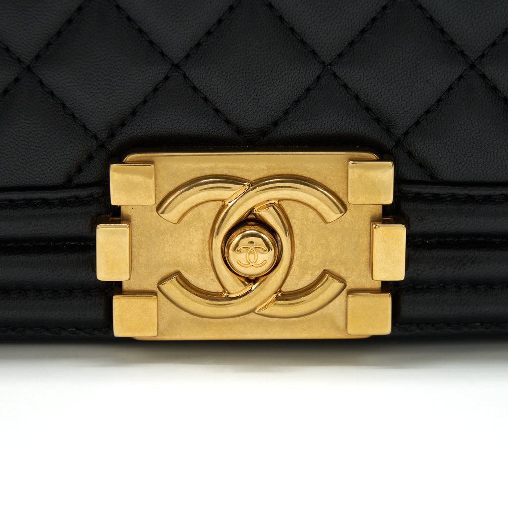chanel-boy-bag-new-medium-28cm-lambskin-black-ghw