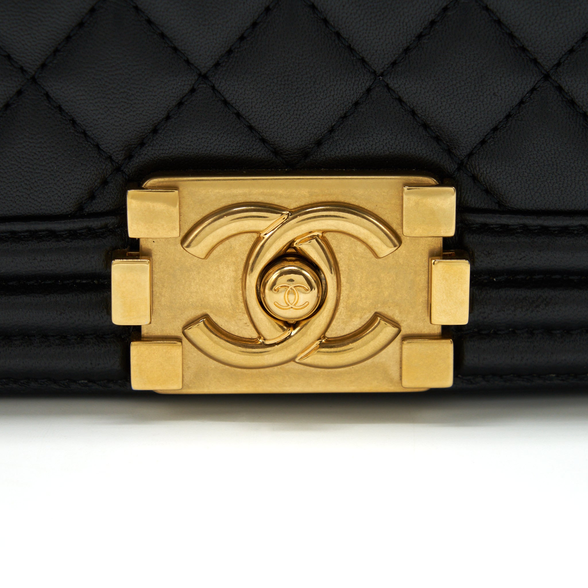 chanel-boy-bag-new-medium-28cm-lambskin-black-ghw