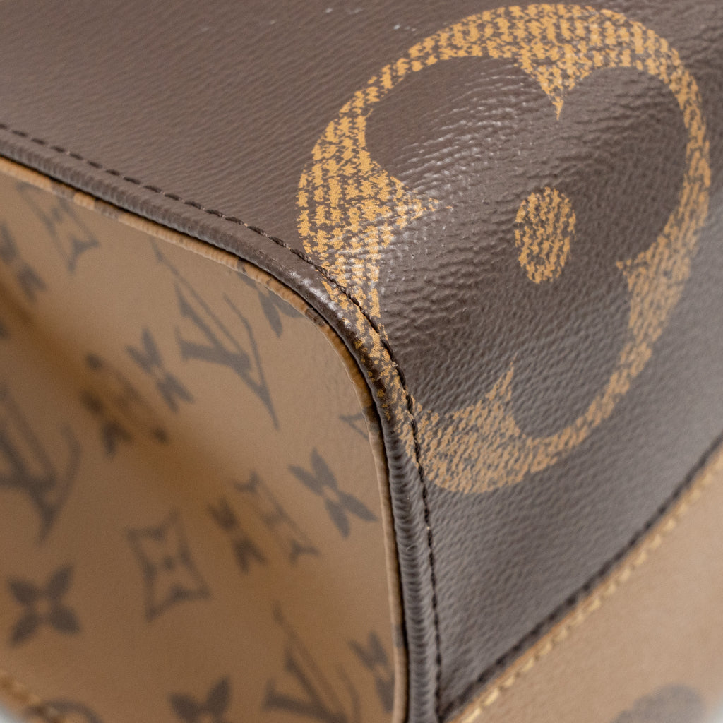 louis-vuitton-onthego-mm-monogram-canvas-ghw-10