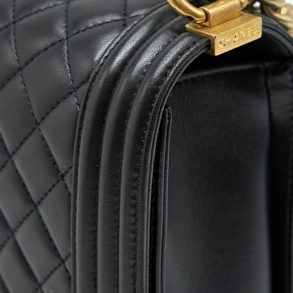 chanel-boy-bag-new-medium-28cm-lambskin-black-ghw
