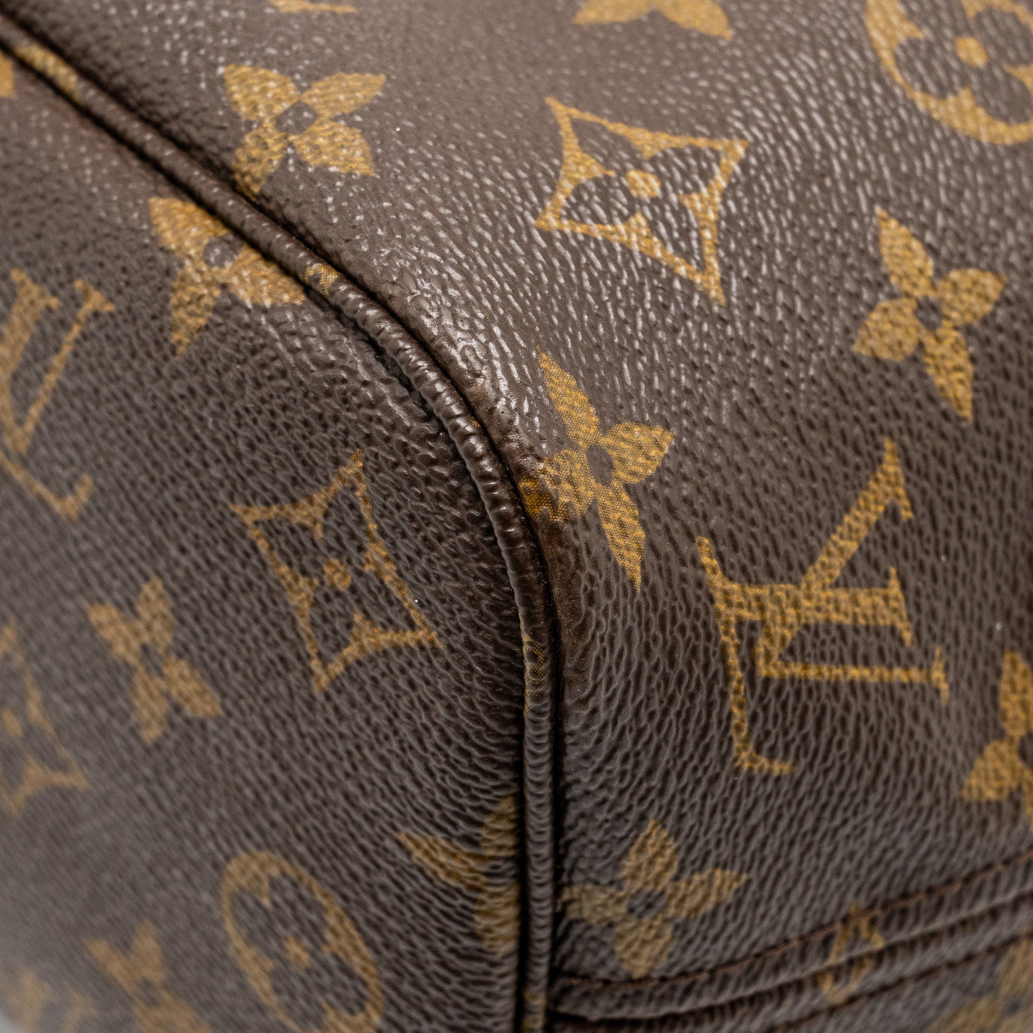 louis-vuitton-neverfull-pm-monogram-canvas