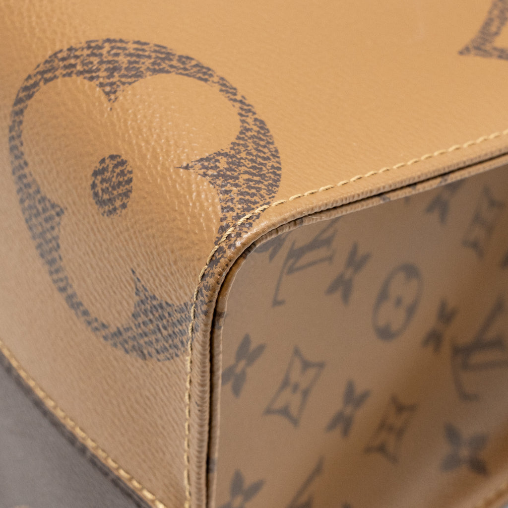 louis-vuitton-onthego-mm-monogram-canvas-ghw-10