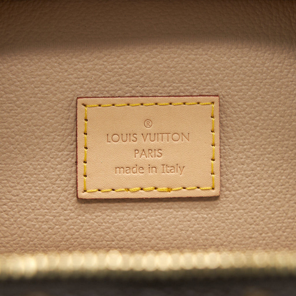 louis-vuitton-vanity-pm