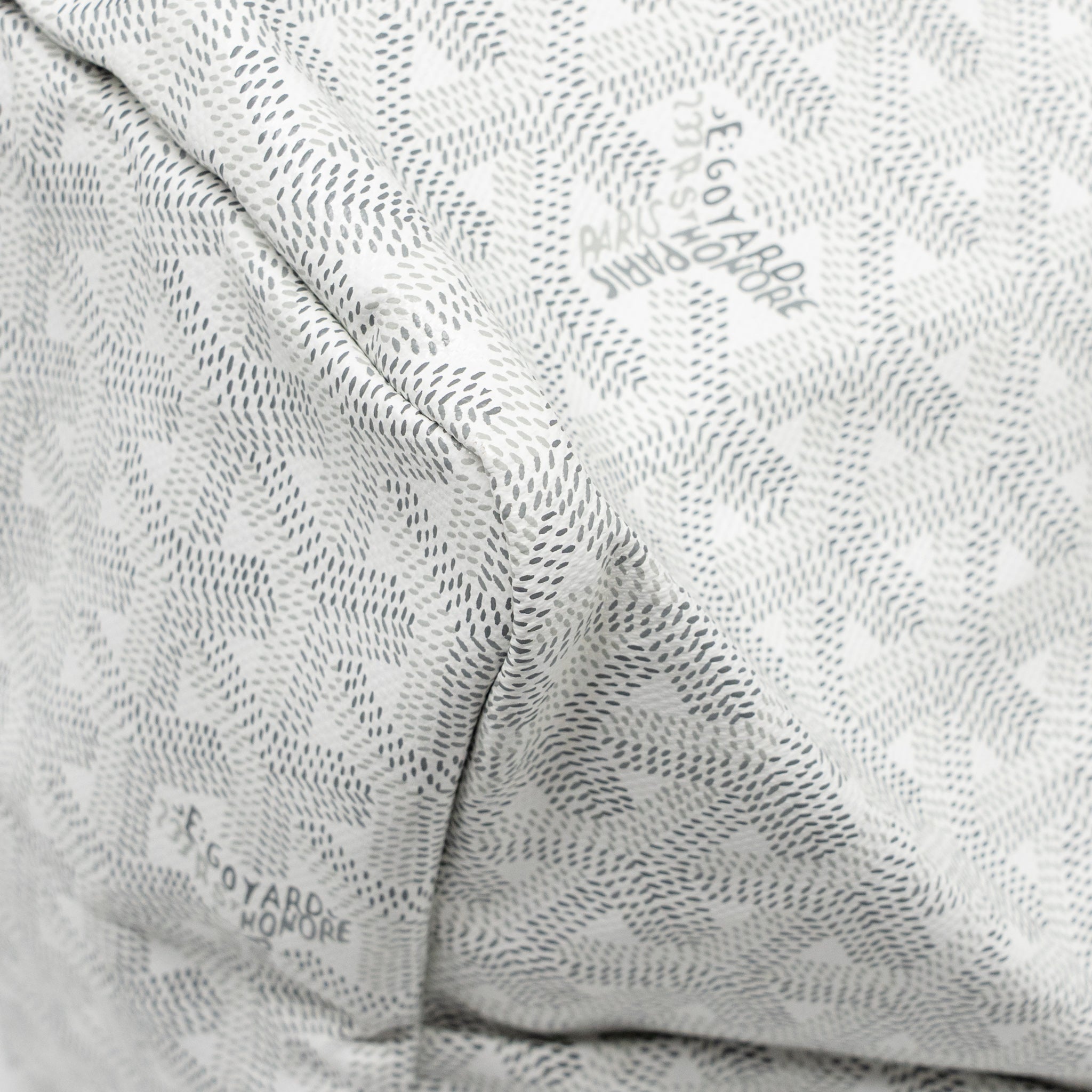 goyard-saint-louis-tote-gm-bag-goyardine-canvas-calfskin-leather-white-shw-copy