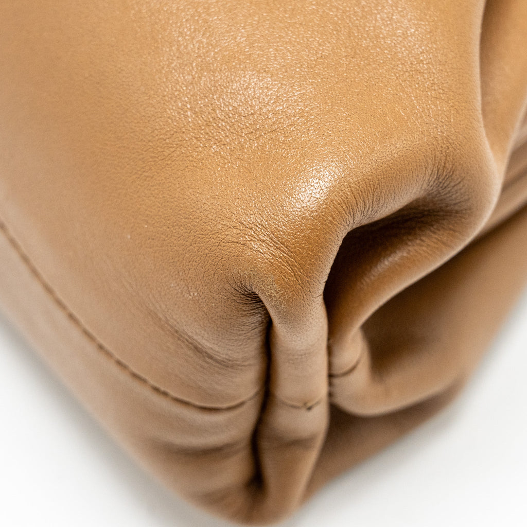bottega-veneta-mini-the-pouch-smooth-calfskin-caramel-ghw