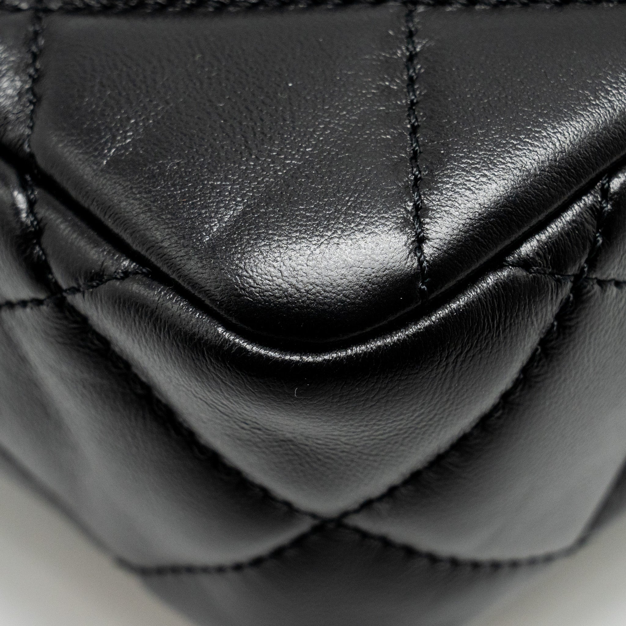 chanel-22b-mini-flap-bag-lambskin-black-ghw-microchip