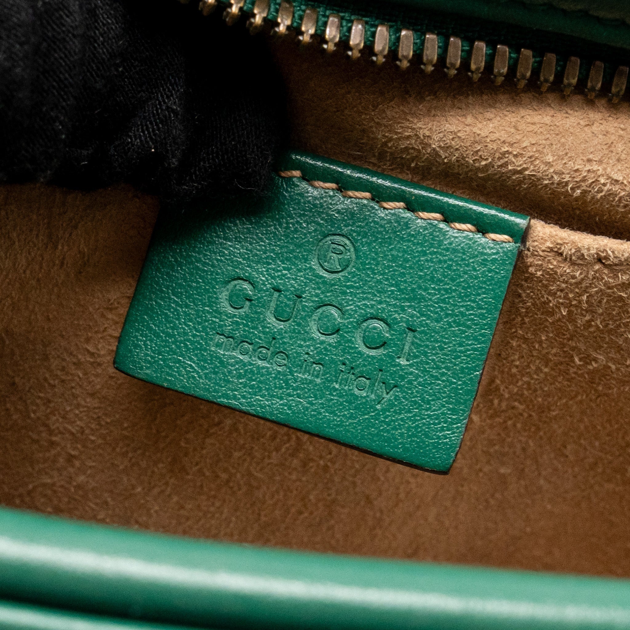 gucci-small-gg-marmont-crossbody-camera-bag-calfskin-green-ghw