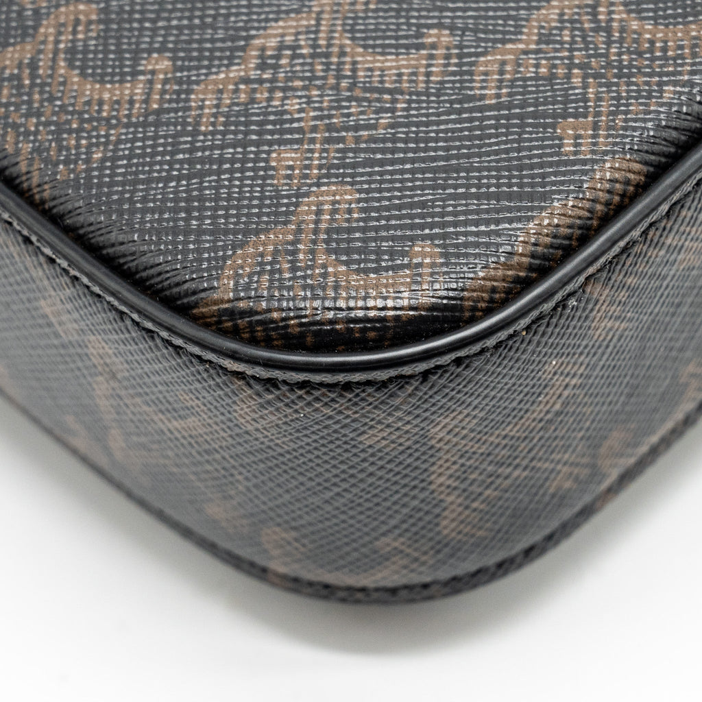 celine-triomphe-shouder-bag-triomphe-canvas-calfskin-tan-ghw