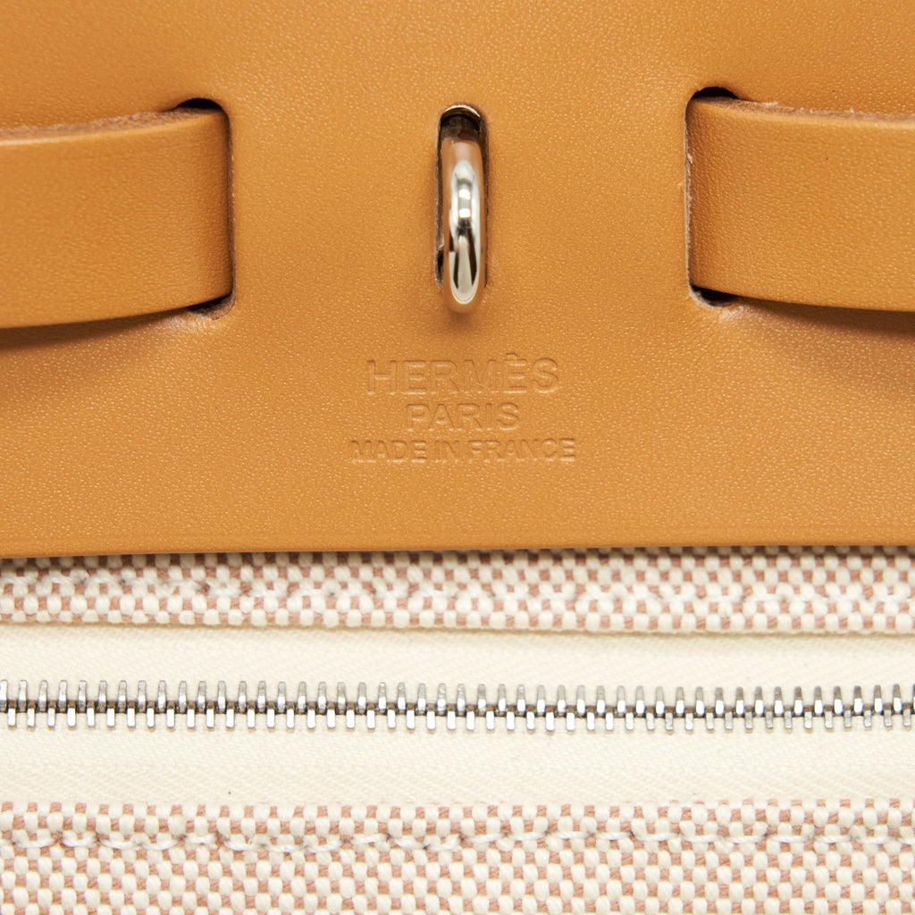 hermes-herbag-zip-31-toile-h-en-relief-brides-sable-ecru-beige-nat-sable-stamp-z