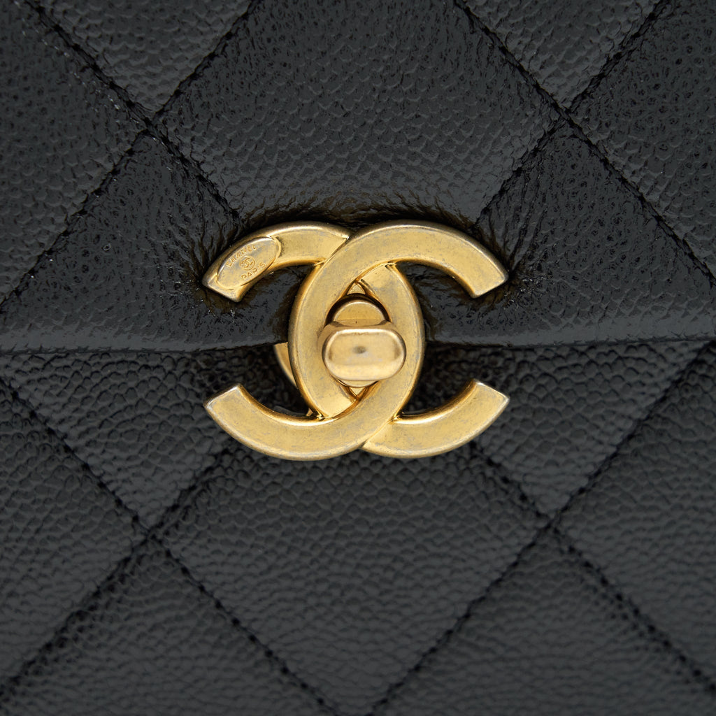 chanel-22p-flap-backpack-caviar-black-ghw-1