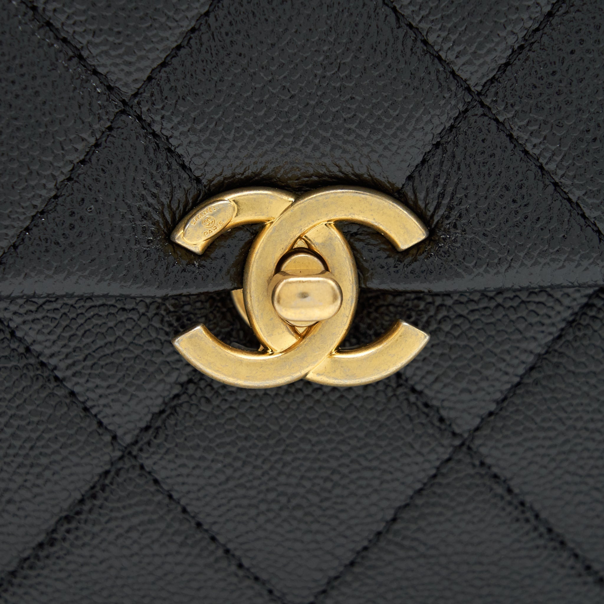 chanel-22p-flap-backpack-caviar-black-ghw-1