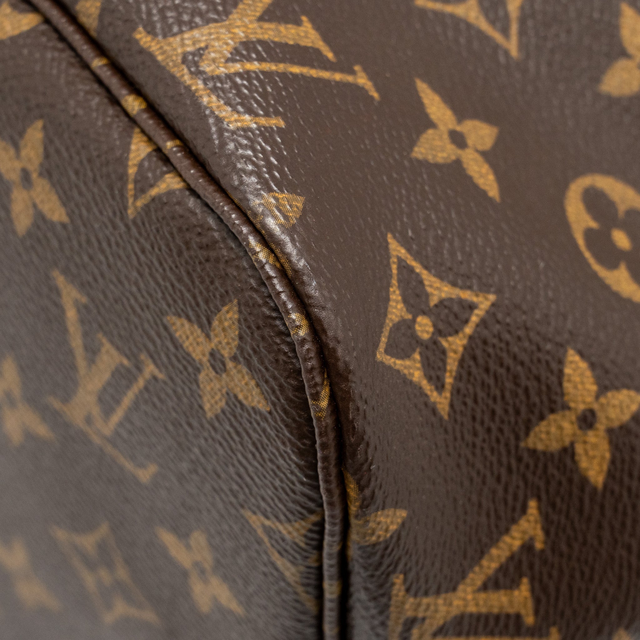 louis-vuitton-neverfull-mm-totem-limited-edition-monogram-canvas-mulitcolour-ghw