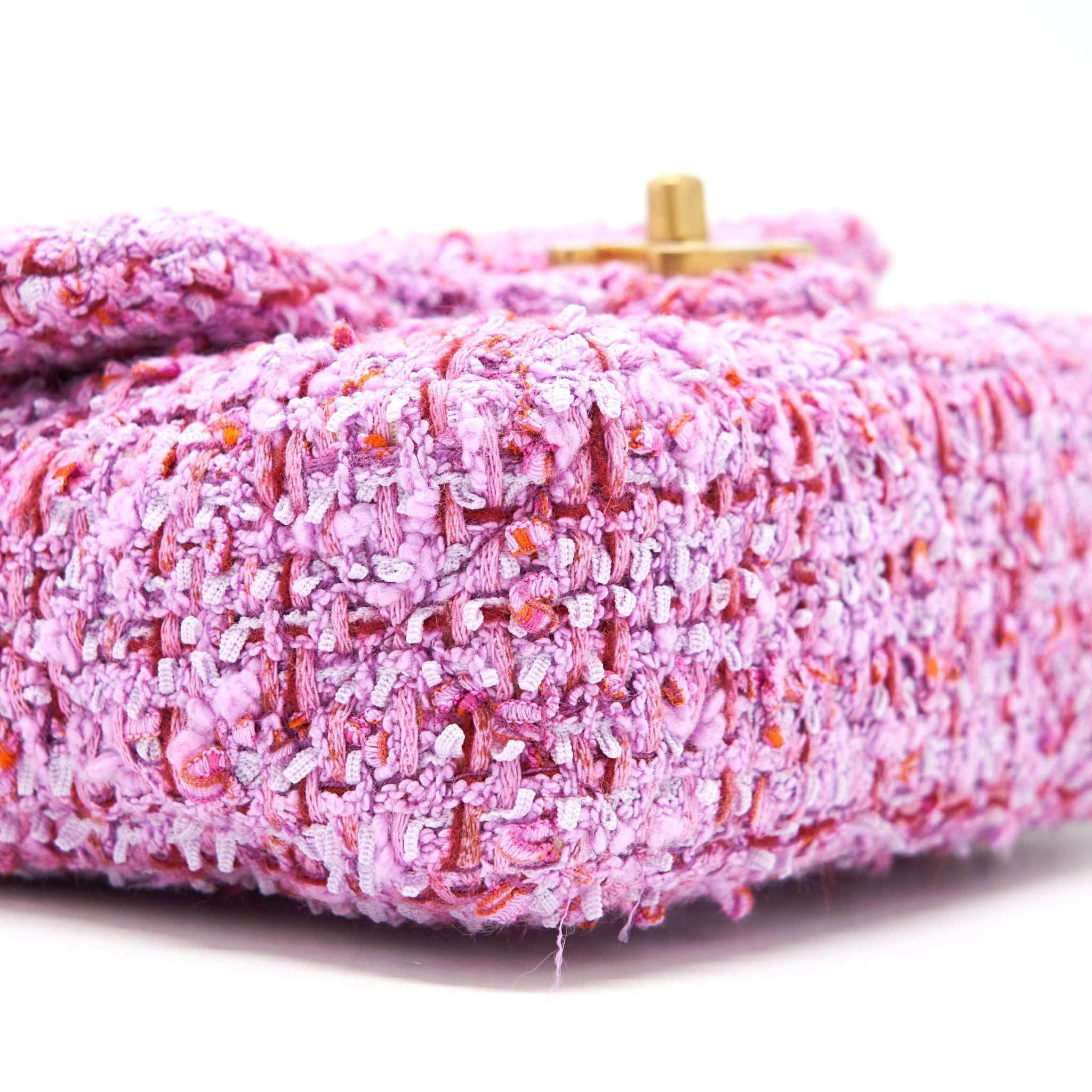 chanel-22p-mini-square-flap-bag-tweed-pink-gold-pink-hardware