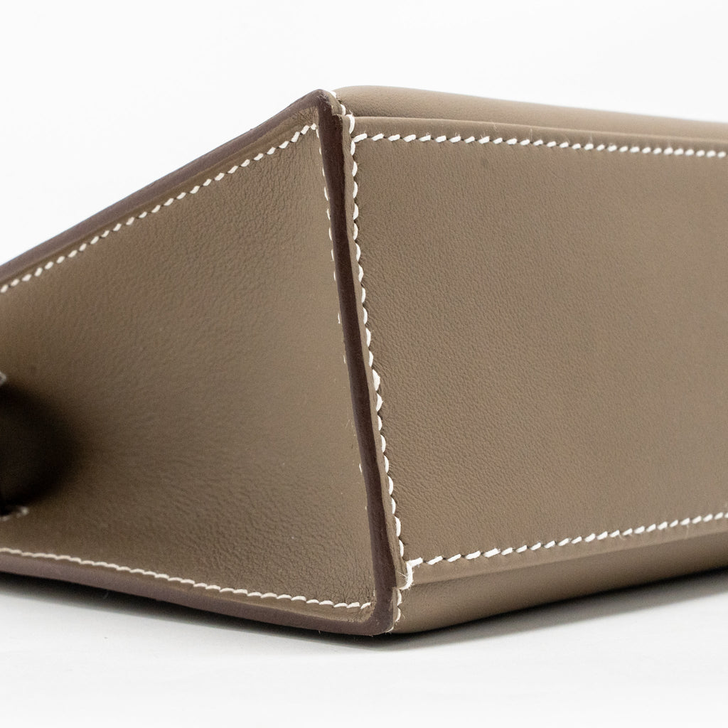 hermes-kelly-pochette-swift-etoupe-shw-stamp-w