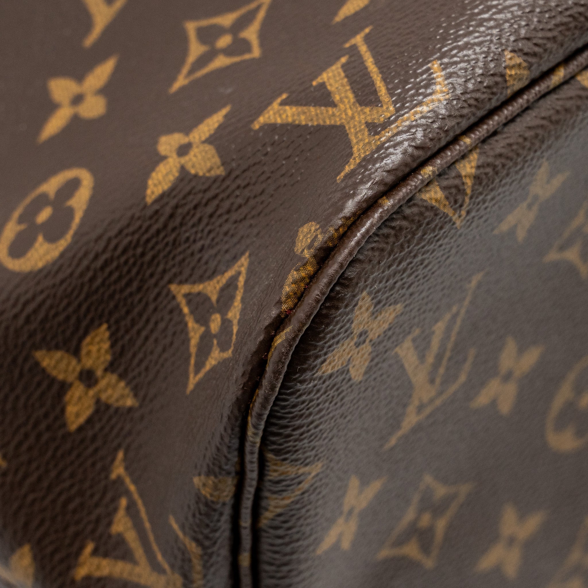 louis-vuitton-neverfull-mm-totem-limited-edition-monogram-canvas-mulitcolour-ghw
