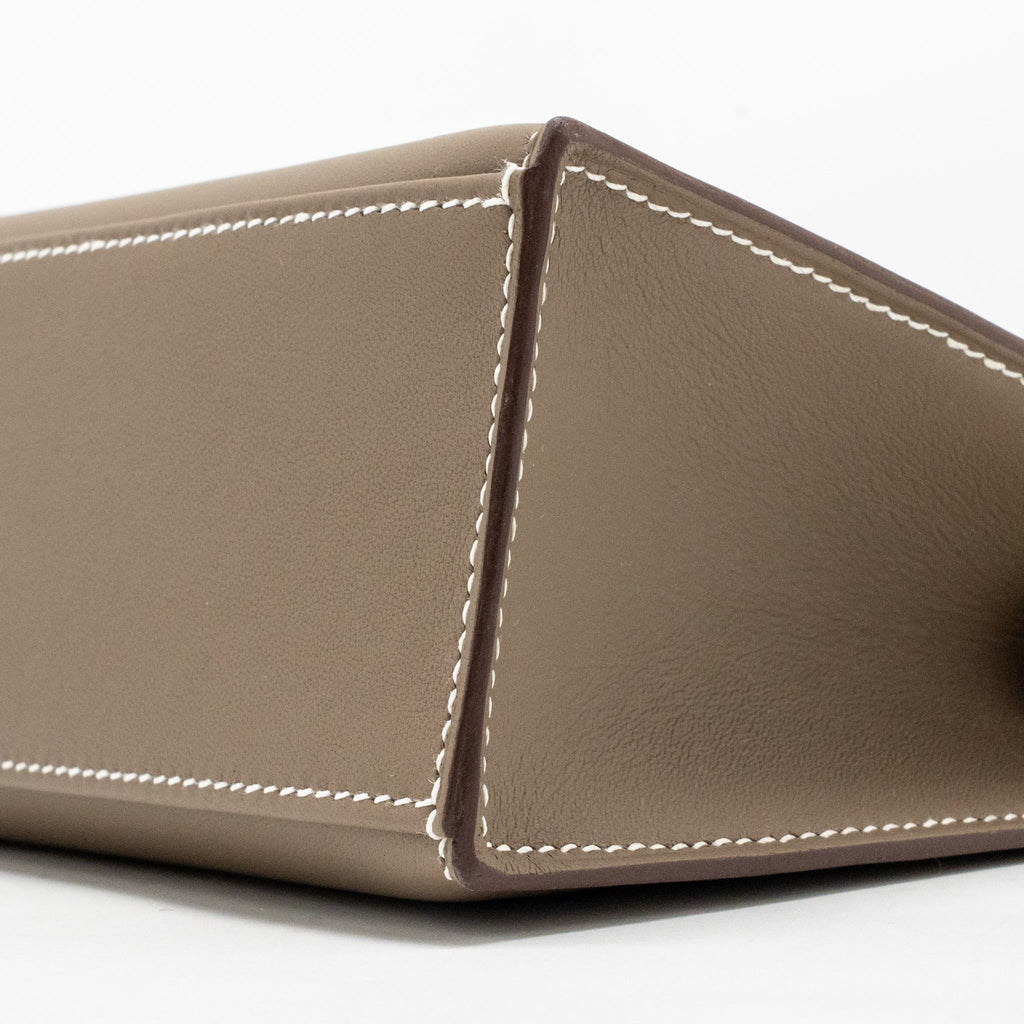 hermes-kelly-pochette-swift-etoupe-shw-stamp-w