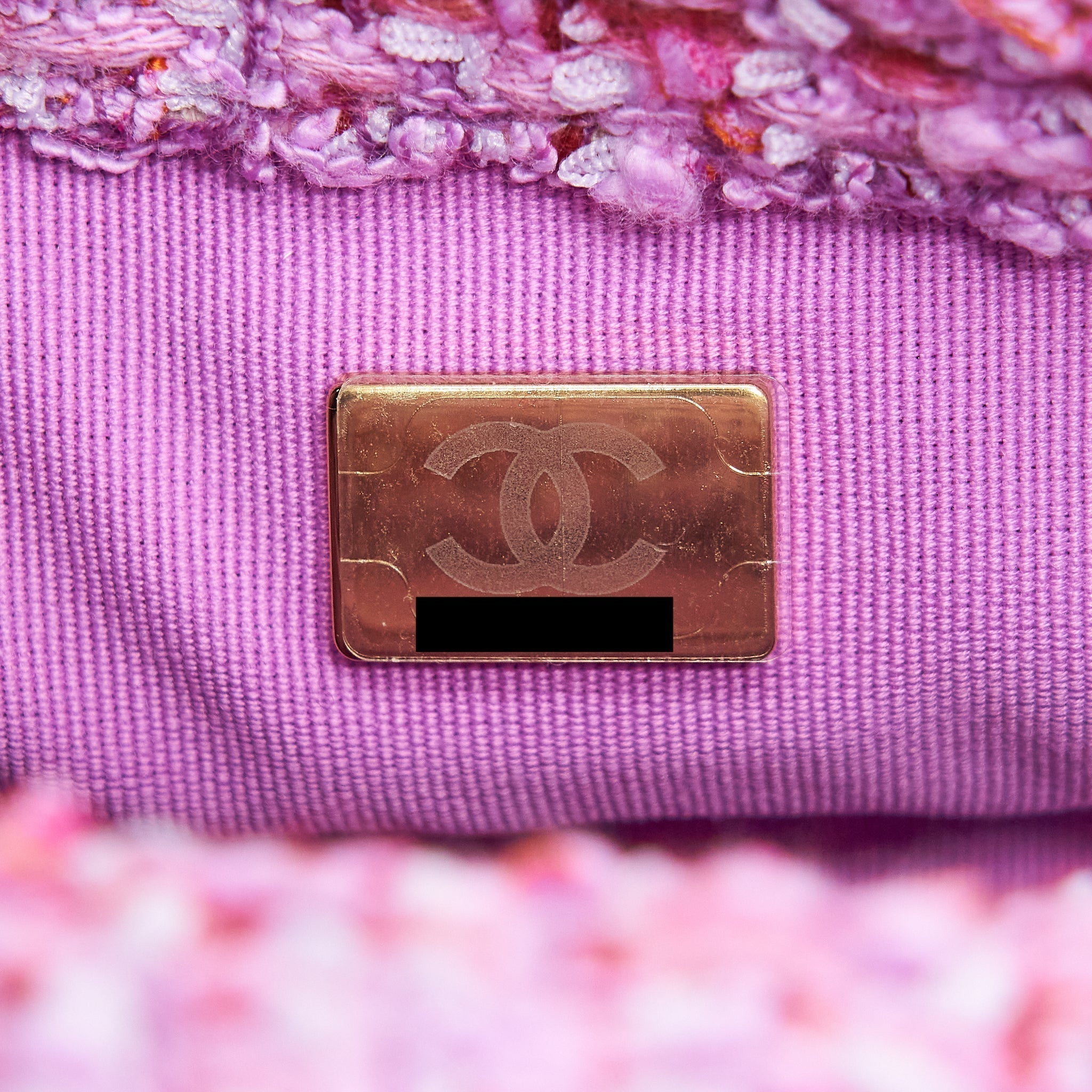 chanel-22p-mini-square-flap-bag-tweed-pink-gold-pink-hardware