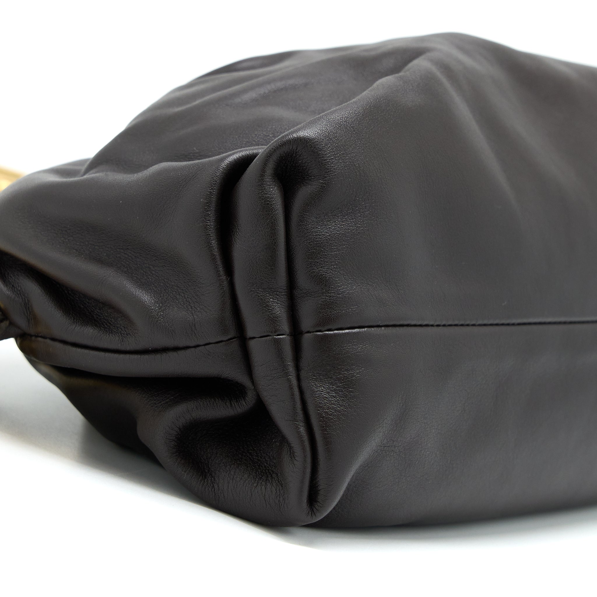 bottega-veneta-chain-pouch-calfskin-fondant-ghw-1