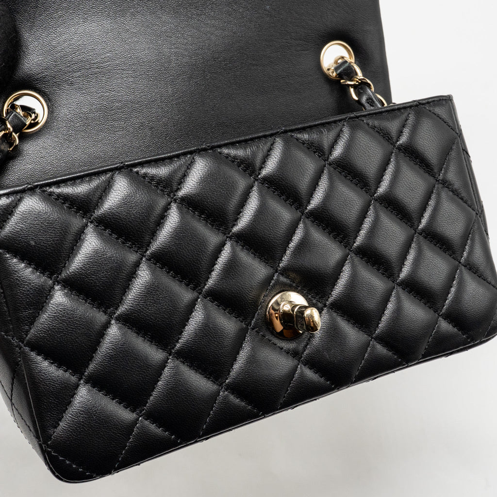chanel-black-3