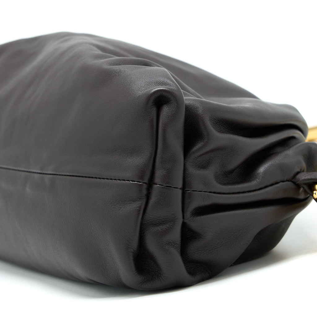 bottega-veneta-chain-pouch-calfskin-fondant-ghw-1
