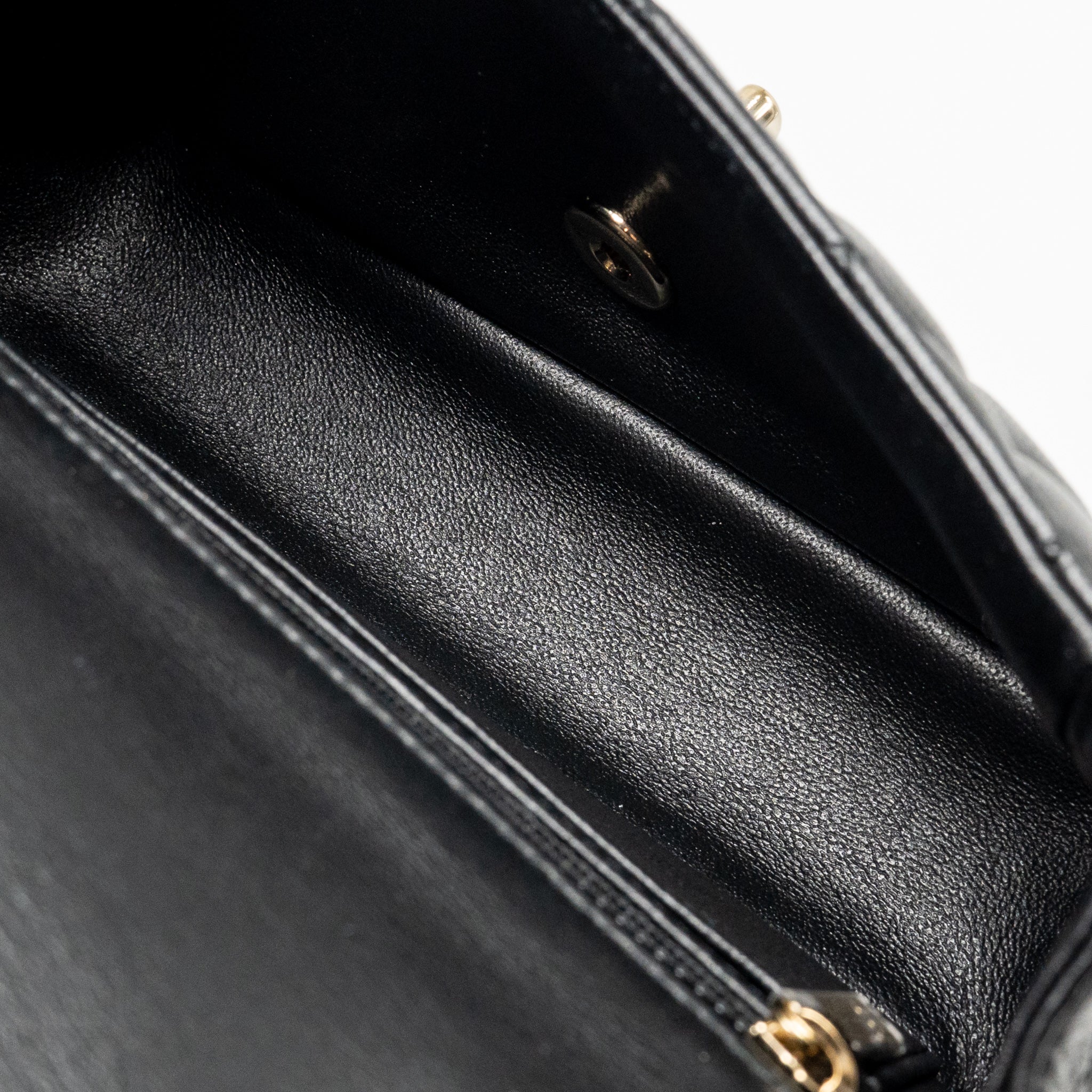 chanel-black-3