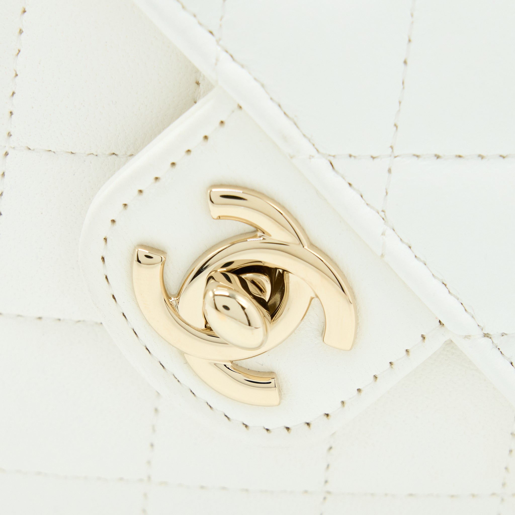 chanel-small-heart-bag-lambskin-white-lghw-1