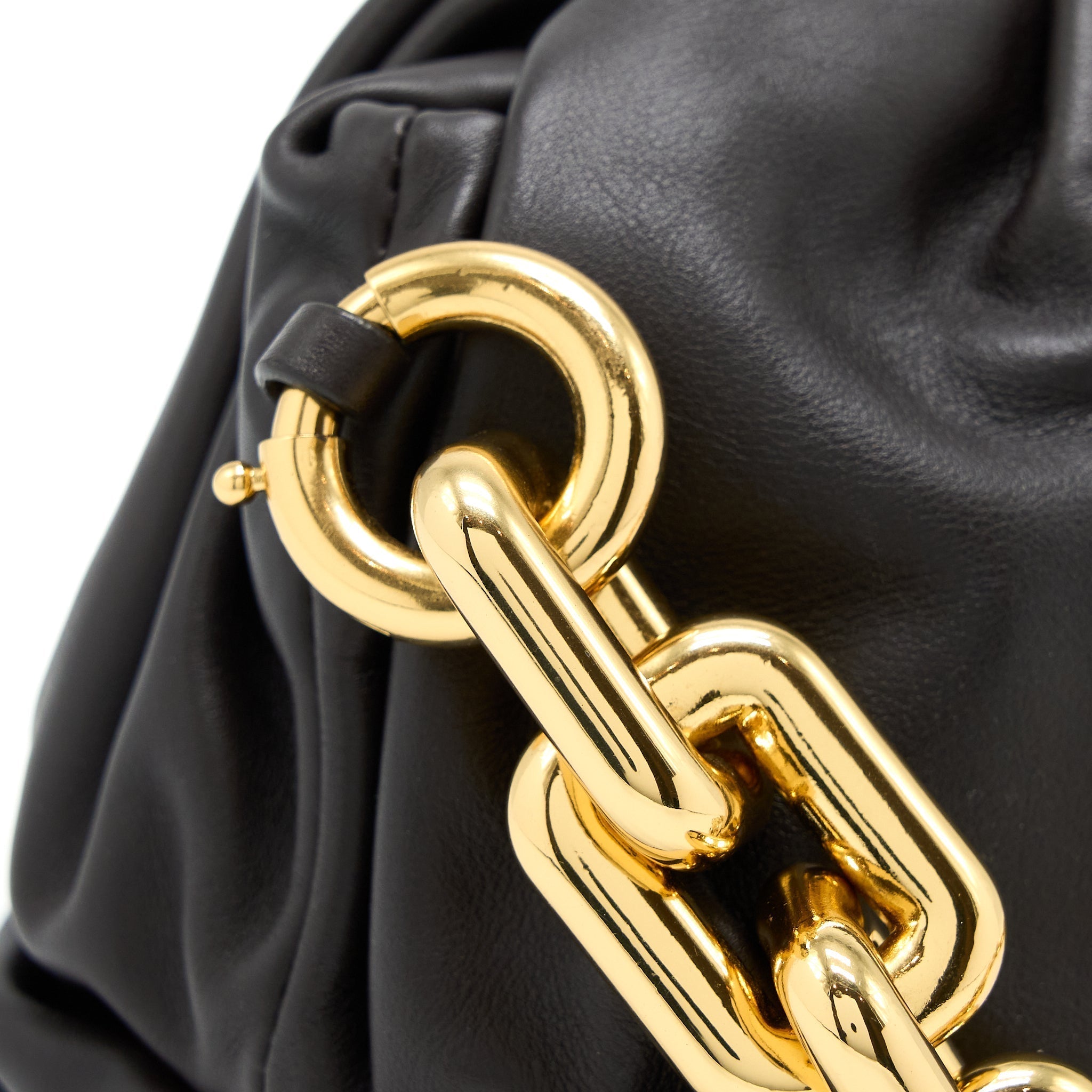bottega-veneta-chain-pouch-calfskin-fondant-ghw-1
