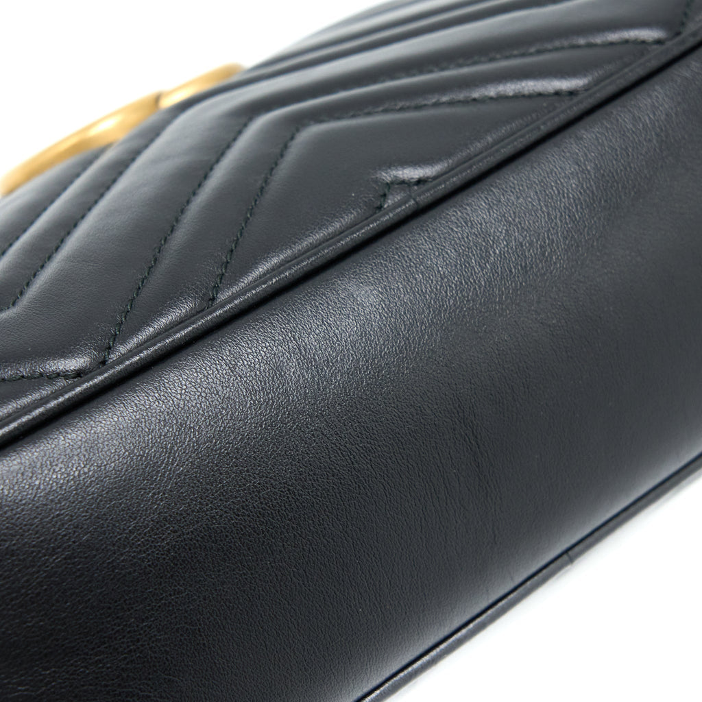 gucci-small-marmont-matelasse-calfskin-black-ghw