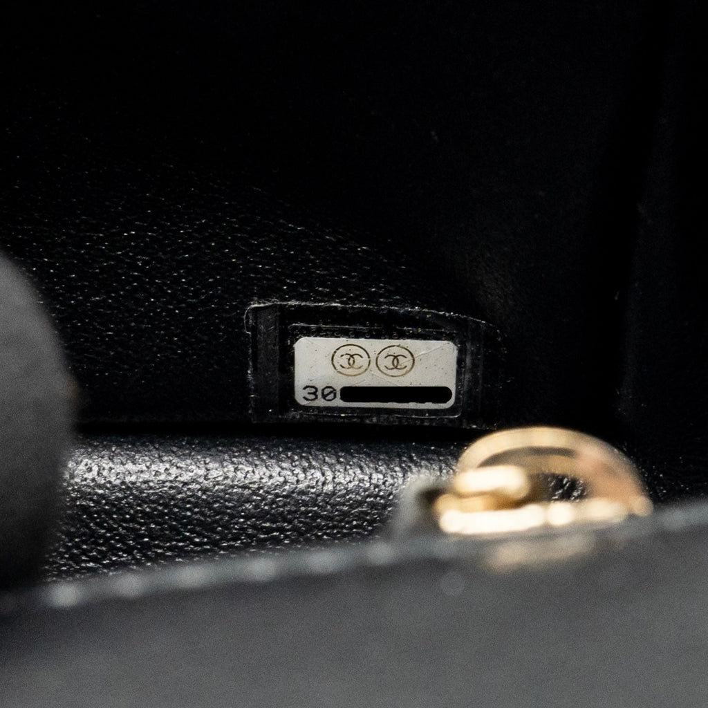 chanel-black-3