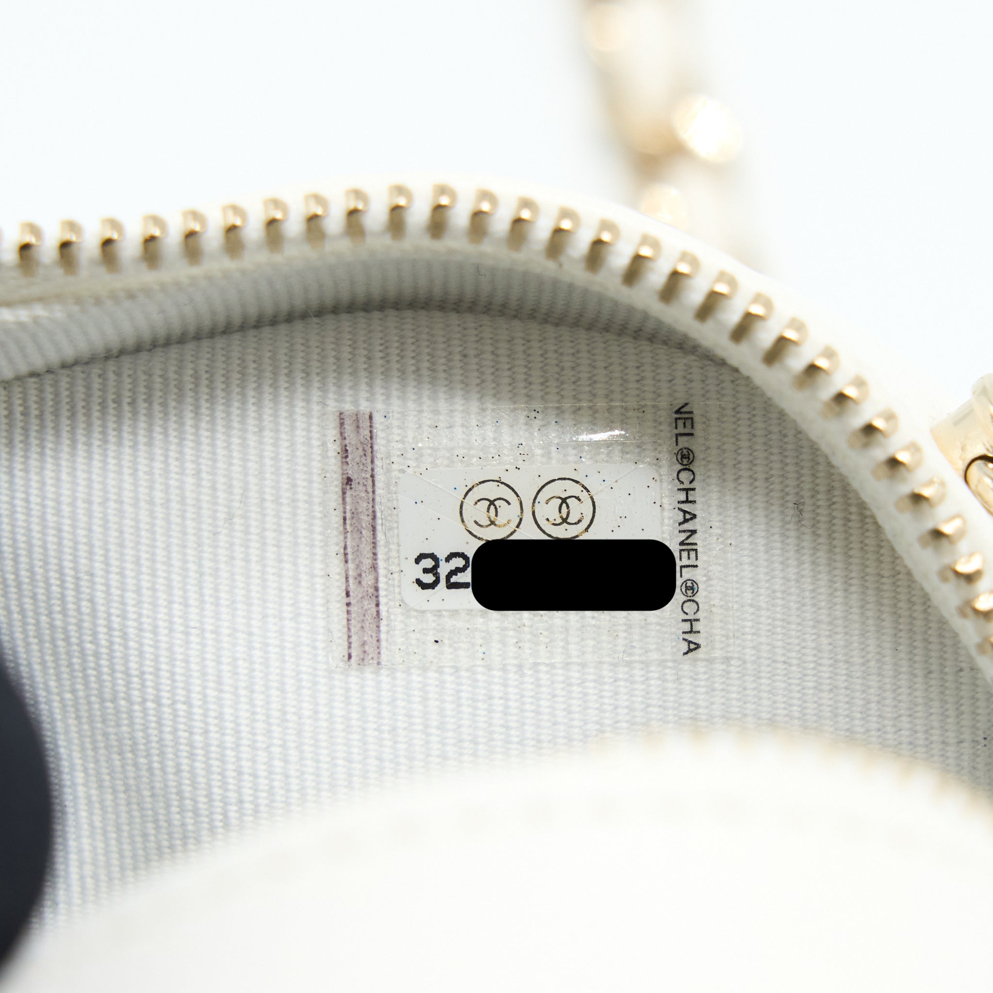 chanel-small-heart-bag-lambskin-white-lghw-1