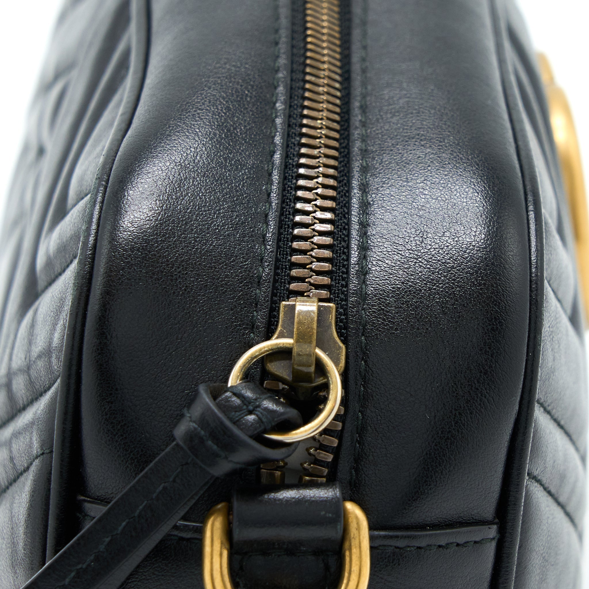 gucci-small-marmont-matelasse-calfskin-black-ghw